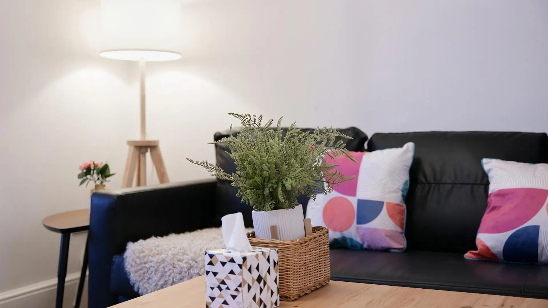 2 Bedroom House 12 Rutland Dublin Villa